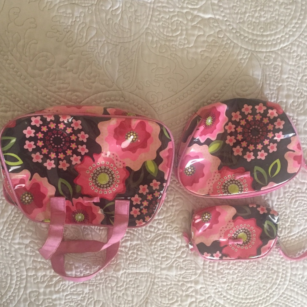 Makeup bag set